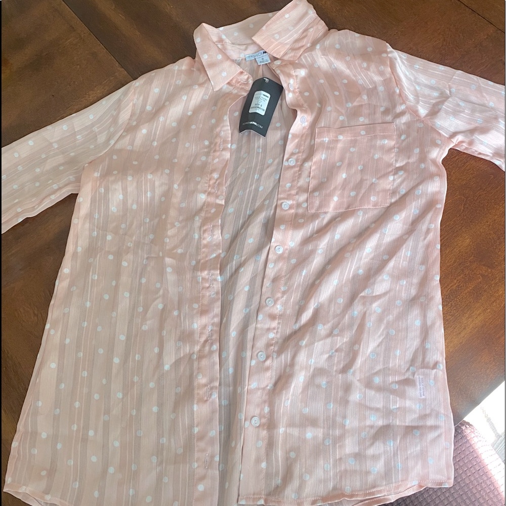 Polkadot blouse (Fashion nova)